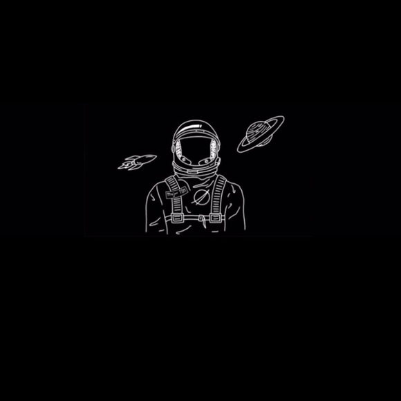 Meet your Posher, Cassie - Picture 1 of 1